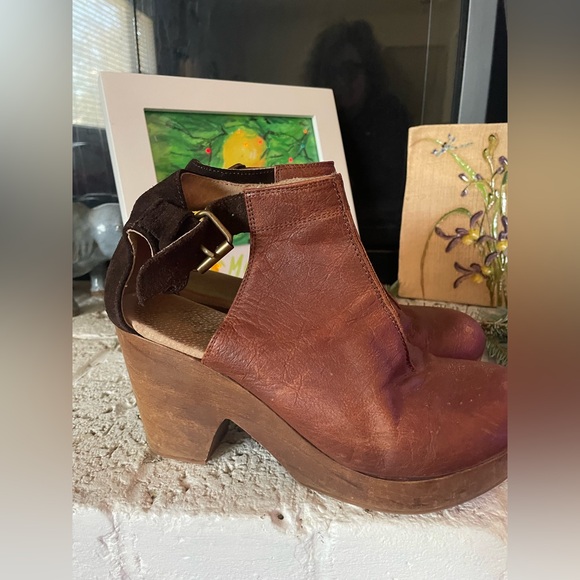 Free People Leather Shoes - Picture 2 of 7